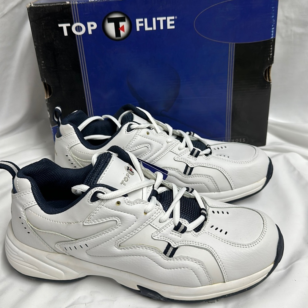 Top Flight Premium Men’s Eagle Golf Shoes White Size 9.5